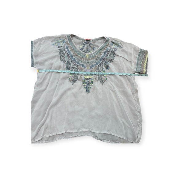 Johnny Was Light Gray Short Sleeve Embroidered Boho Tunic - Picture 6 of 7